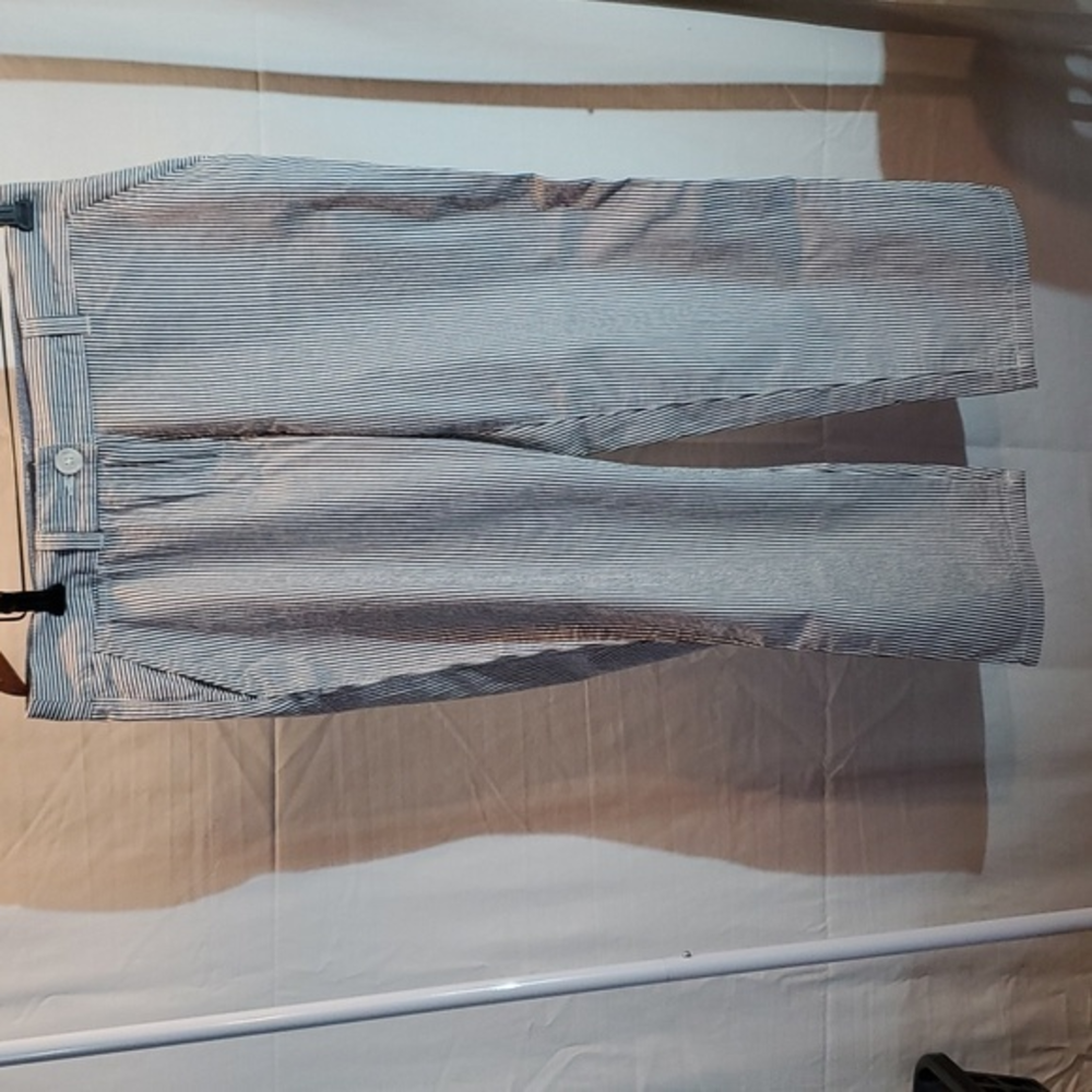 Crown‎ & ivy capris